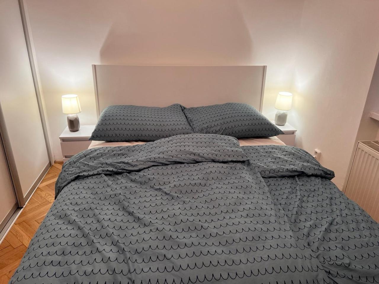 Stylish Flat In City Centre Μπρατισλάβα Εξωτερικό φωτογραφία