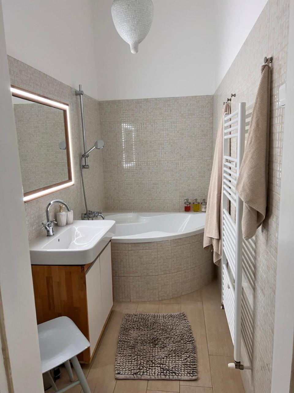 Stylish Flat In City Centre Μπρατισλάβα Εξωτερικό φωτογραφία